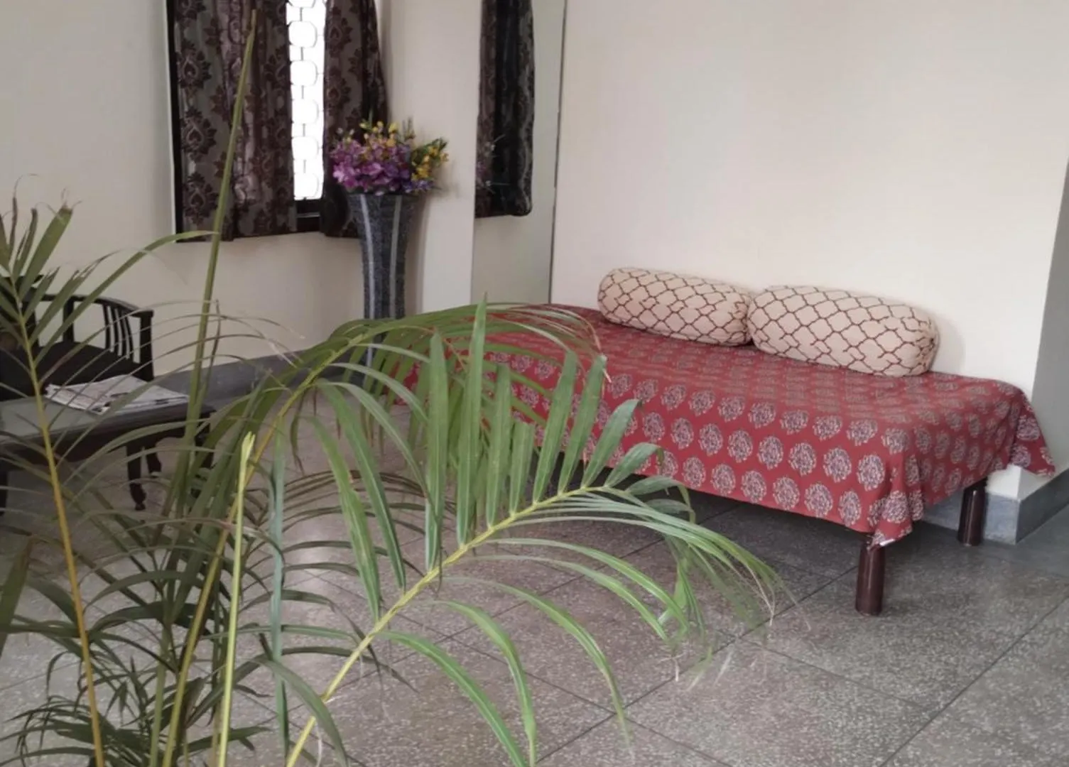 Contacten van Oparthomestay Benares